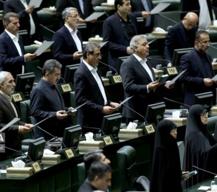 منتخبین مجلس دوازدهم سوگند یاد کردند.