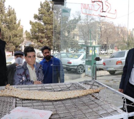 جعفریآذر پیگیر مشکلات آرد و نان استان