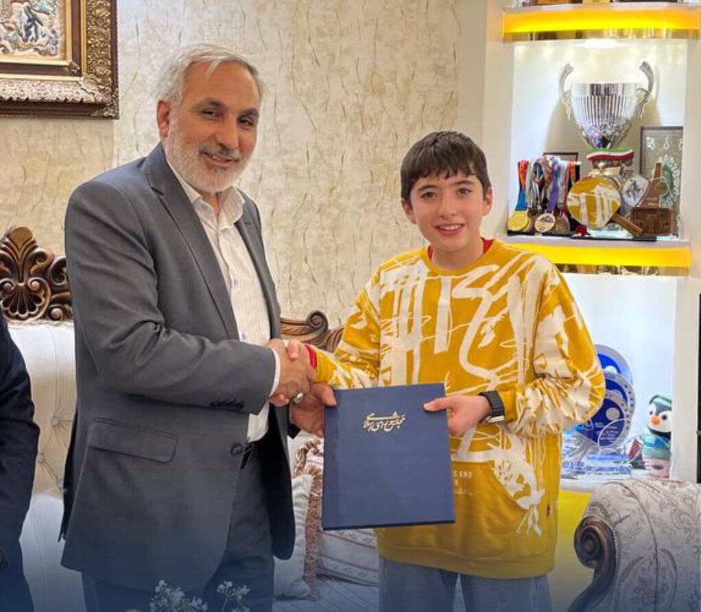 پیگیری جعفری‌آذر از وزیر ورزش برای تامین امکانات قهرمان نوجوان آذرشهری