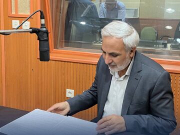 جعفری‌آذر در گفتگوی رادیویی تشریح کرد: