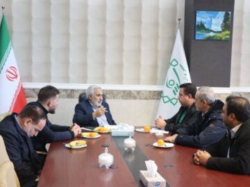 پیگیری مسائل مدیریت شهری اسکو در جلسه دکتر جعفری آذر با شهردار و اعضای شورا