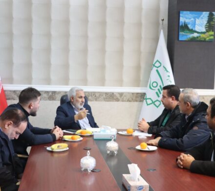 پیگیری مسائل مدیریت شهری اسکو در جلسه دکتر جعفری آذر با شهردار و اعضای شورا